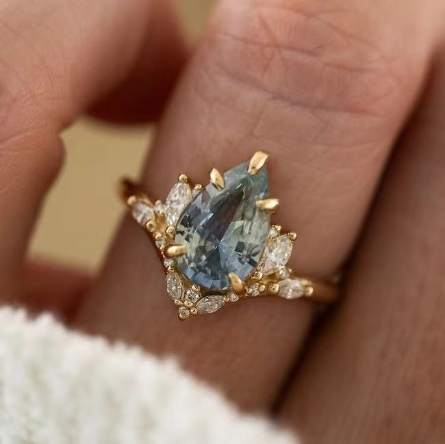 Simple And Elegant Blue Crystal Jewelry Ins Diamond Inlaid Women's Ring