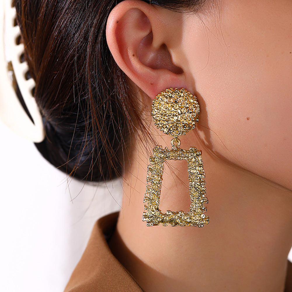 Exaggerated And Bold Matte Geometric Earrings For Trendy Individuals